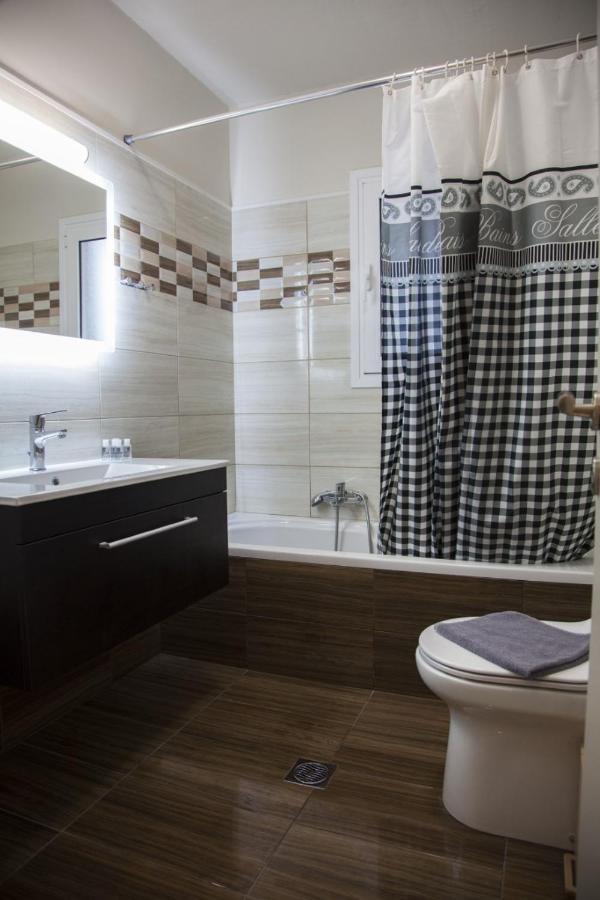 Paporas Apartments Svoronata Bagian luar foto